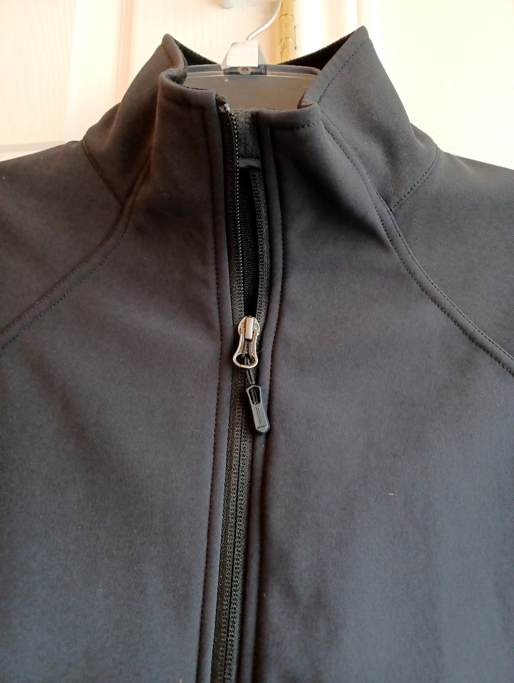 Jacket - Picture 3 of 4